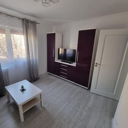 Lacul Tei Aparthotel Bucarest Esterno foto