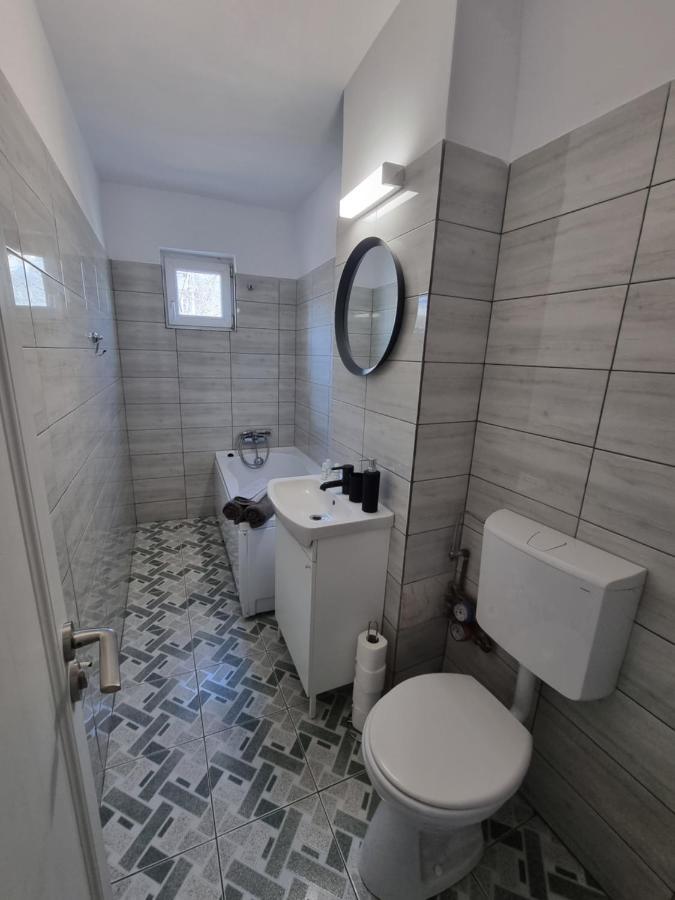 Lacul Tei Aparthotel Bucarest Esterno foto